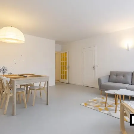 Chambre A Louer Dans Colocation Toute Equipee
