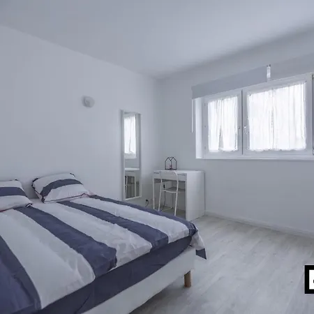 Homestay szállás Chambre A Louer Dans Colocation Toute Equipee Chevilly-Larue